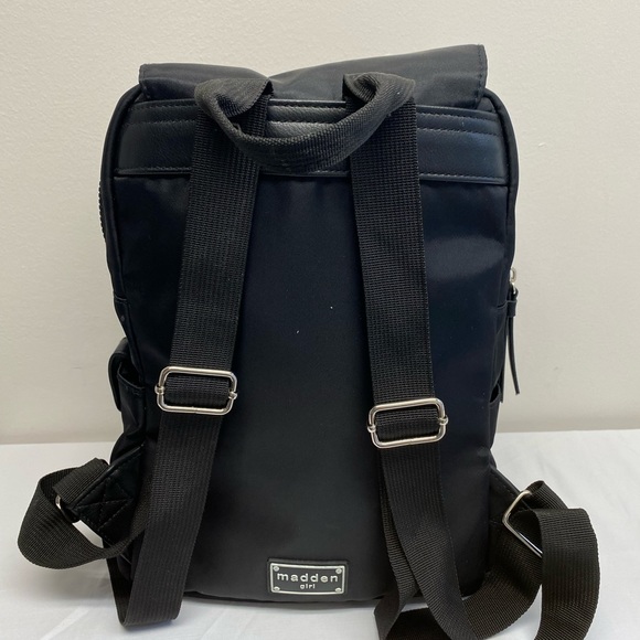 MADDEN GIRL Proper Flap Large Nylon Backpack Book Bag Black And White - Picture 4 of 7